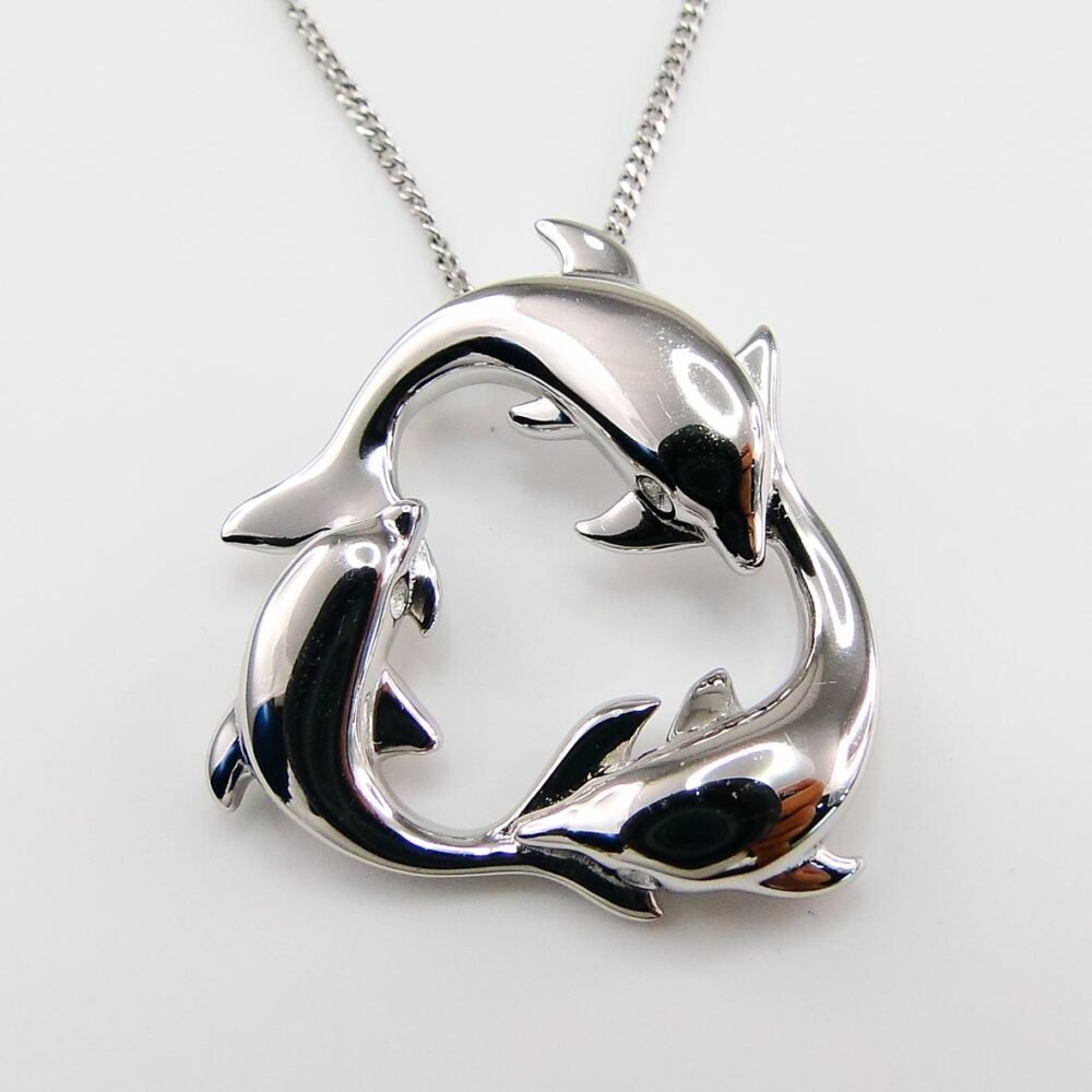 DR9788P (5) 10K Yellow Gold Polished Engraved Dolphins Pendant Charm With 14K Yellow Gold Lightweight Rope Chain Necklace