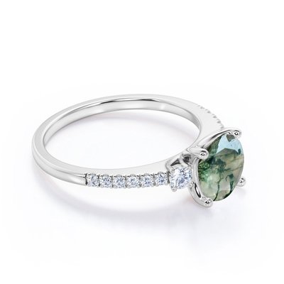 pc145033216-round_shape_natural_transparent_dendritic_moss_green_agate_and_moissanite_3_stone_engagement_ring Round Shape Natural Transparent Dendritic Moss Green Agate And Moissanite 3-Stone Engagement Ring