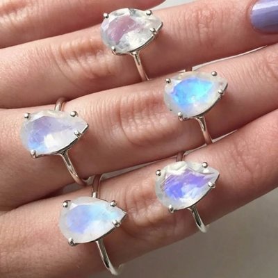 Anillo de moda para las mujeres 925 Sterling Silver Moonstone Ring Heart Shape Gemstones Dainty Matching Stacking Ring