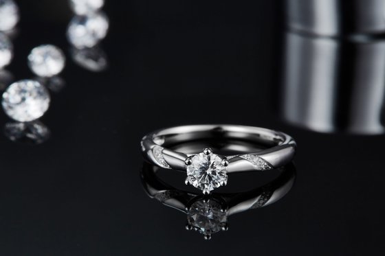 Wholesale Moissanite Jewelry 925 Sterling Silver  Custom Moissanite Ring Engagement