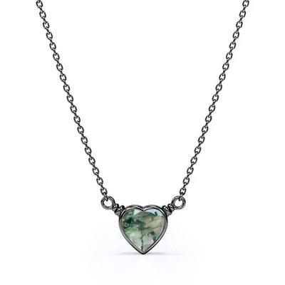 925 Silver Simple Natural Light Brilliant Elegant Green Heart Shaped Moss Agate Necklace For Sale