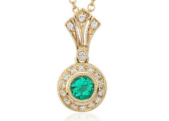 4mm Natural green emerald pendant , ODM Diamond Halo Pendant Vintage Inspired style