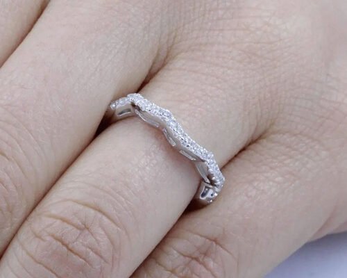 OEM ODM Natural Diamond Wedding Rings , Halo Style Promise Rings 6.5mm Dimension