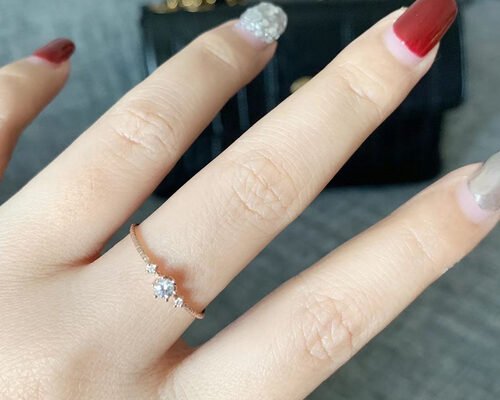 Claw Setting 14k Gold Diamond Ring , 0.1 Ct Diamond Ring For Gift