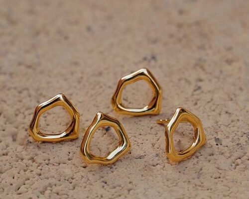 Irregular Circle 9k Gold Earrings 8mm Dimension for Anniversary