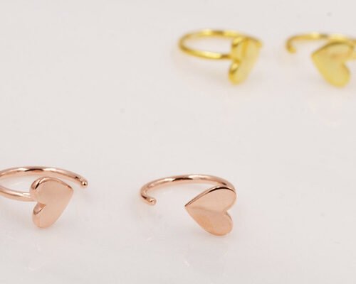 Huggie Hoop 9K Gold Earrings Tiny Heart Shape Dia Inner 8mm Outer 10.5mm