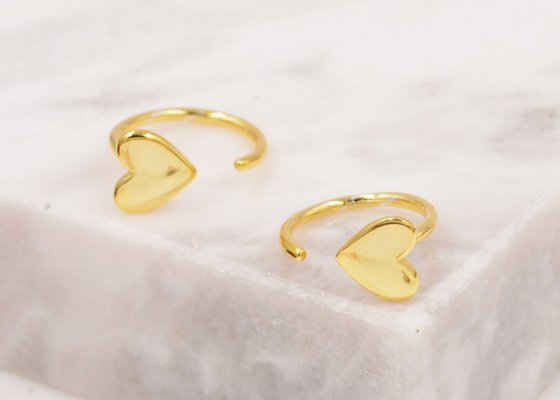 Huggie Hoop 9K Gold Earrings Tiny Heart Shape Dia Inner 8mm Outer 10.5mm