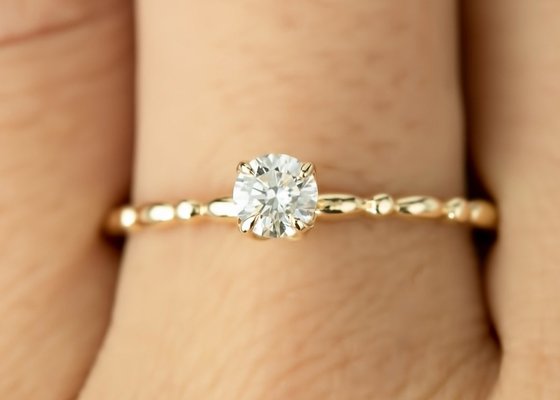 6MM Gold Ring With Solitaire Diamond , 0.8ct Moissanite Diamond Rings ODM