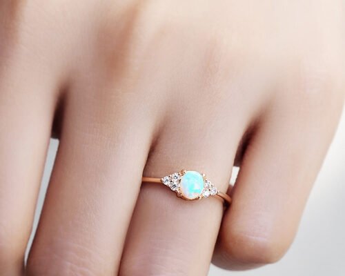 Cobochon Cut 9K Gold Ring , 0.5ct Natural Opal Ring 5×7MM Size