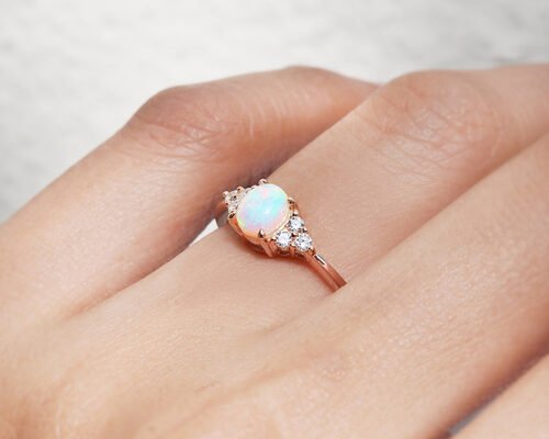 Cobochon Cut 9K Gold Ring , 0.5ct Natural Opal Ring 5×7MM Size