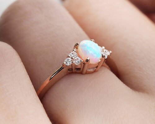 Cobochon Cut 9K Gold Ring , 0.5ct Natural Opal Ring 5×7MM Size