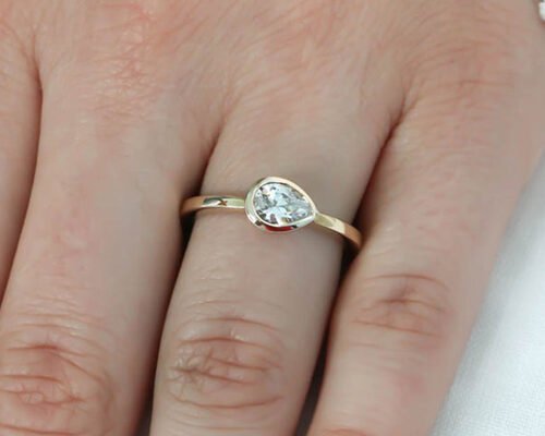 0.77ct Yellow Gold Wedding Ring , ODM Bezel Set Engagement Ring for Lady