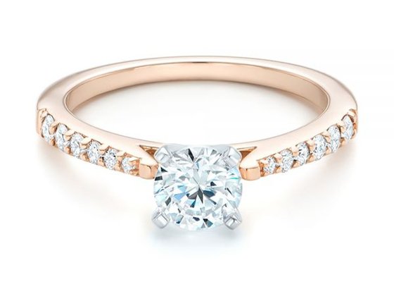 Claw Setting Rose Gold Moissanite Band Rings 5.5MM size OEM ODM
